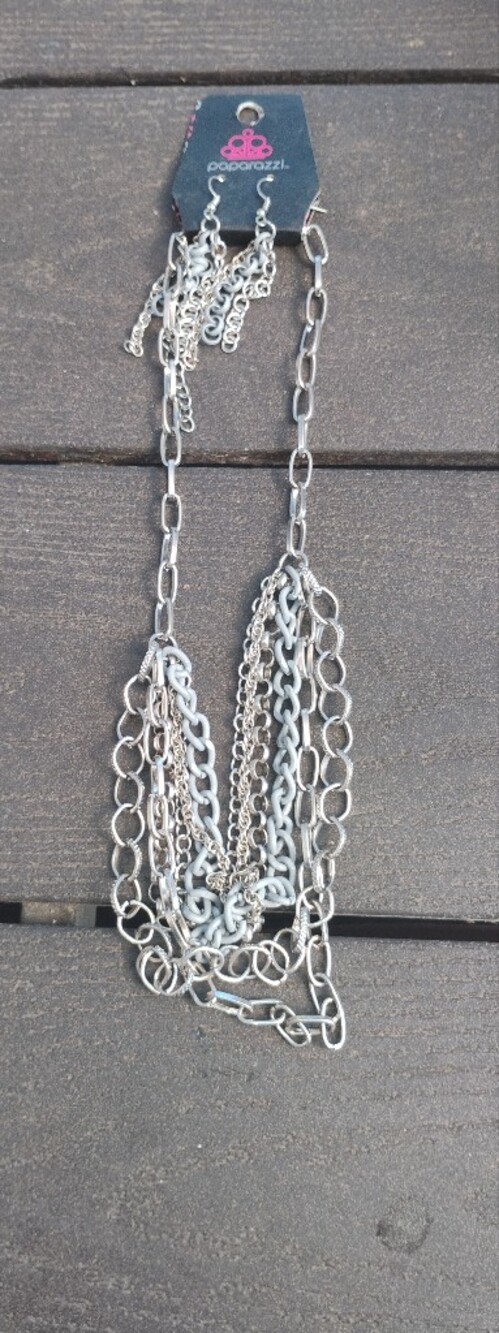 paparazzi Silver Multi-Chain Hair Accessory